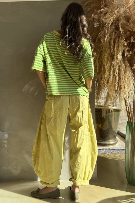 Sunday Morning Tee Yellow & Plant